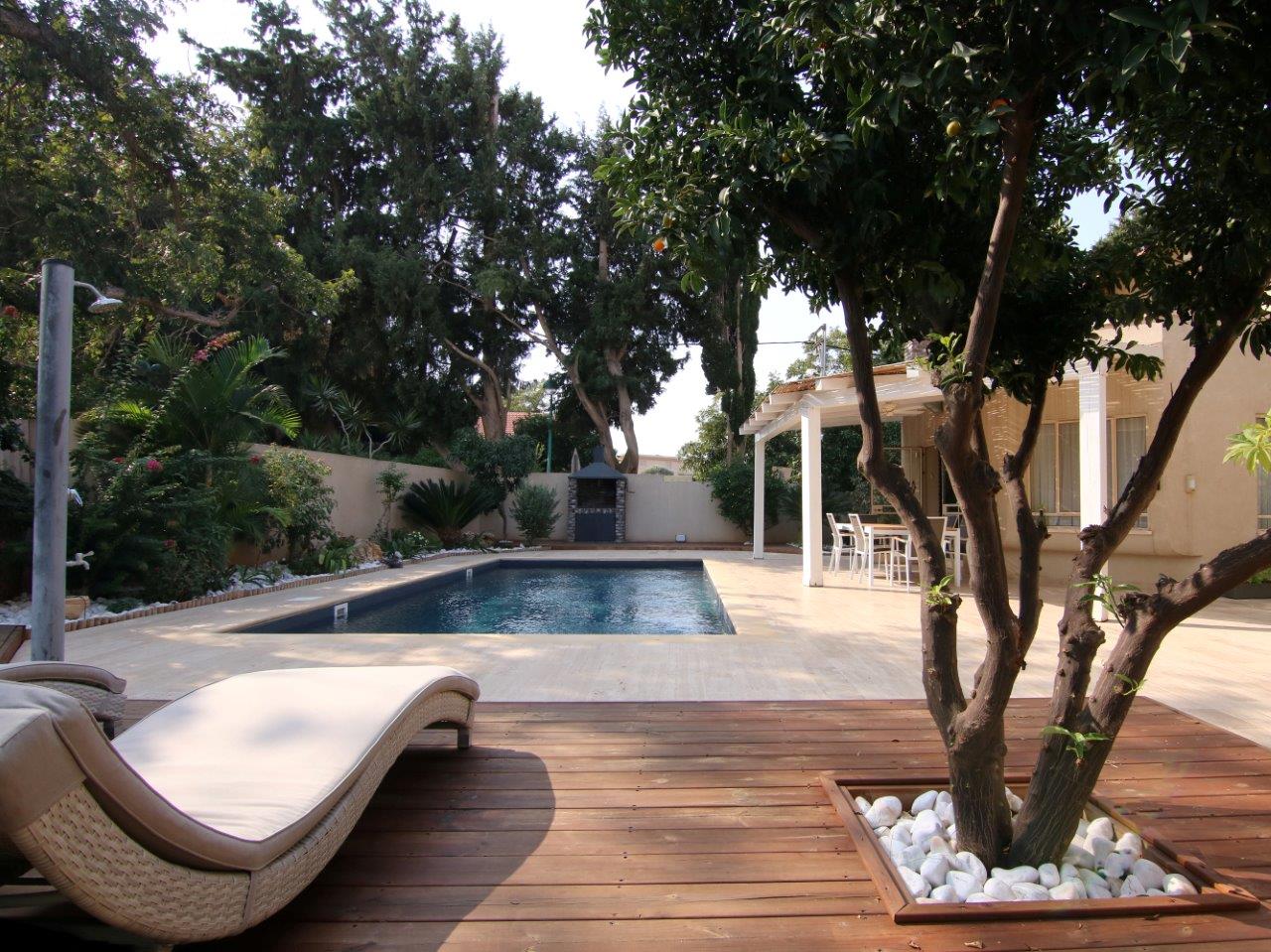 Villa in Ramot Hashavim